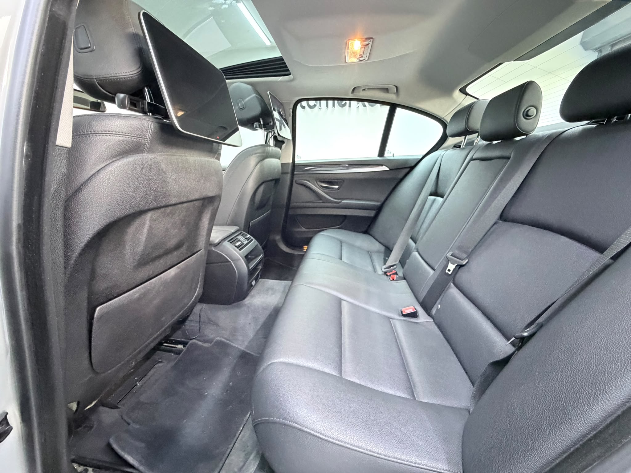 BMW 520i 19